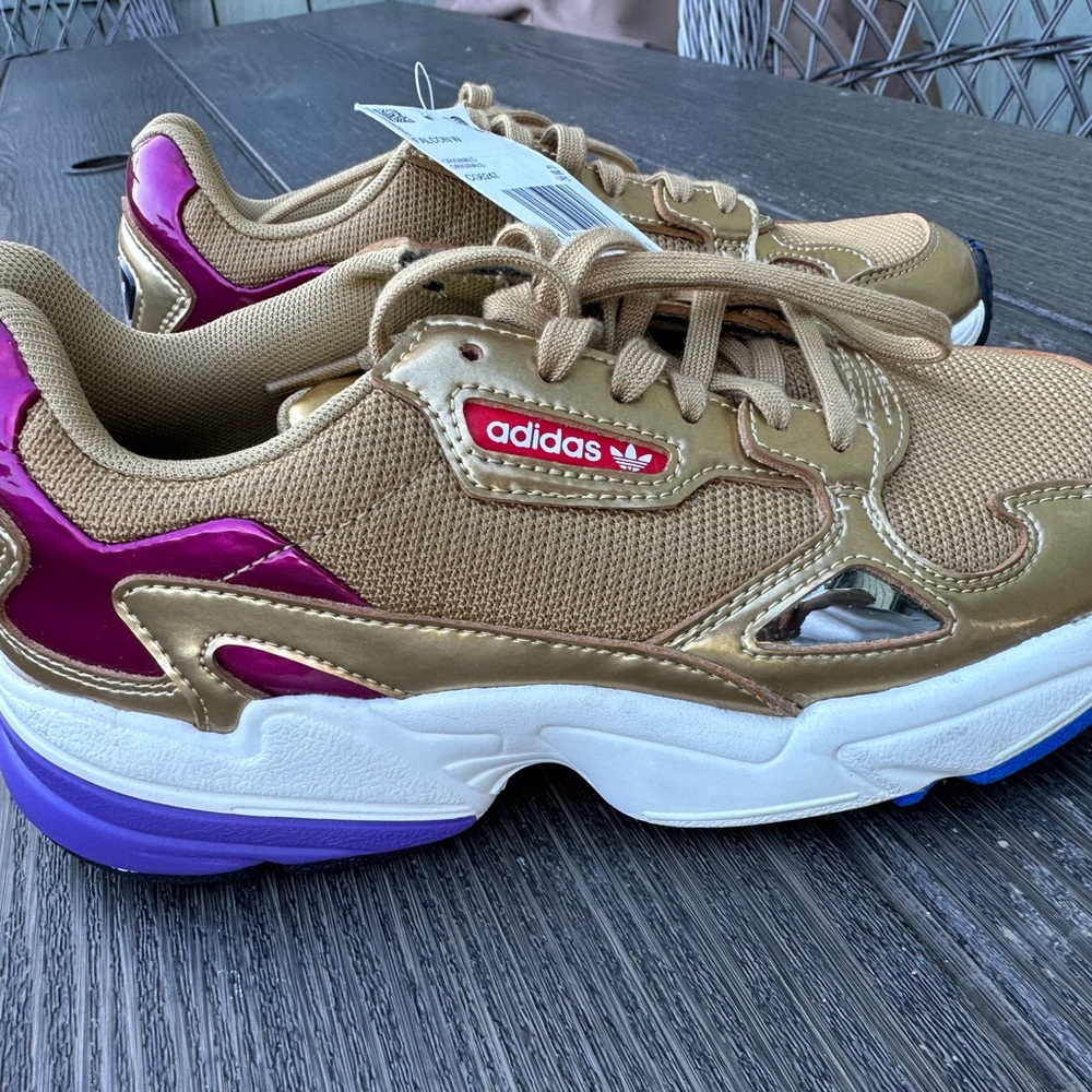 Adidas Falcon W women’s shoes. NEW